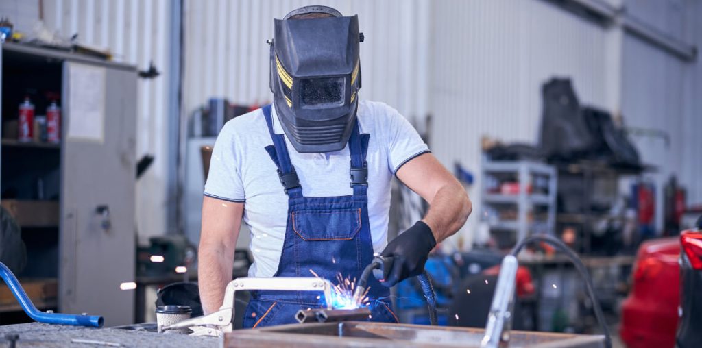 Historia klienta (Damian i Magda): Polska rodzina po przeprowadzce do Niemiec przed nowym domem – pomoc doradcy